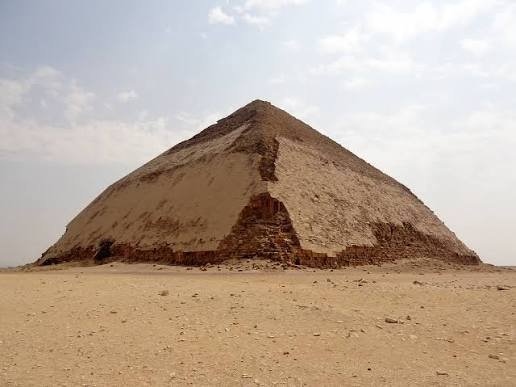 Pyramidenlandschaft von Dahschur