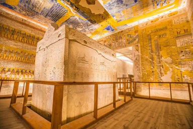 Tempel und Landschaft in Luxor